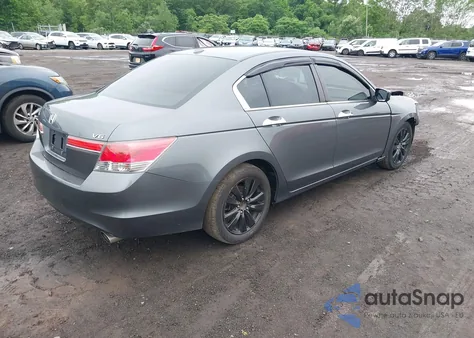 2012 Honda Accord 3.5 Ex-L z USA, uszkodzony, nr VIN 1HGCP3F82CA011928
